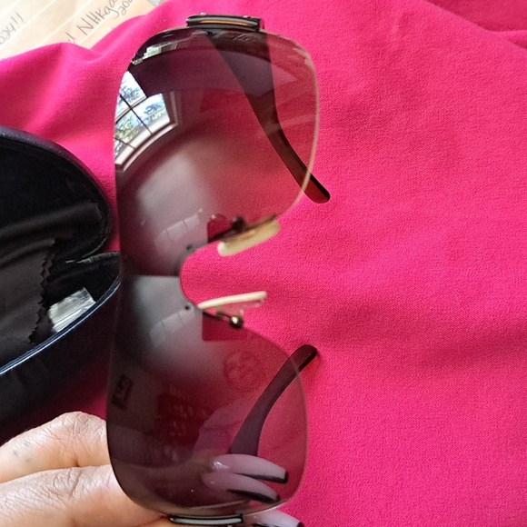 PRADA GLASSES - Picture 5 of 7